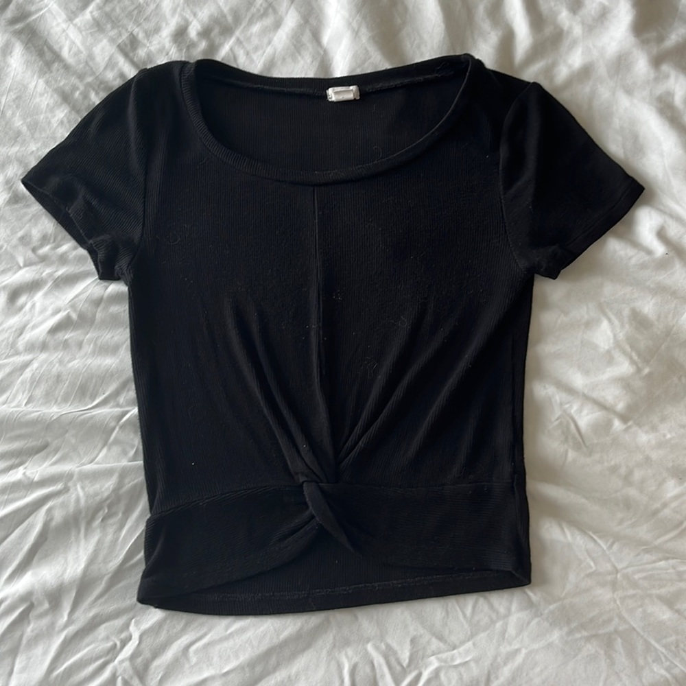 Garage Cropped Black Twist Tee